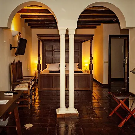 Castillo De 4*