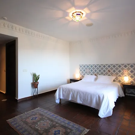 卡斯蒂略蒙达酒店 4*