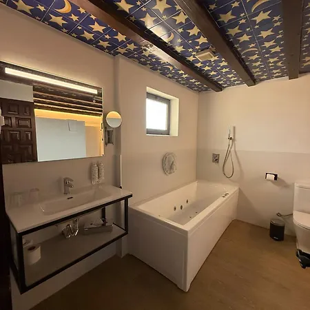 Hotell Castillo De Monda