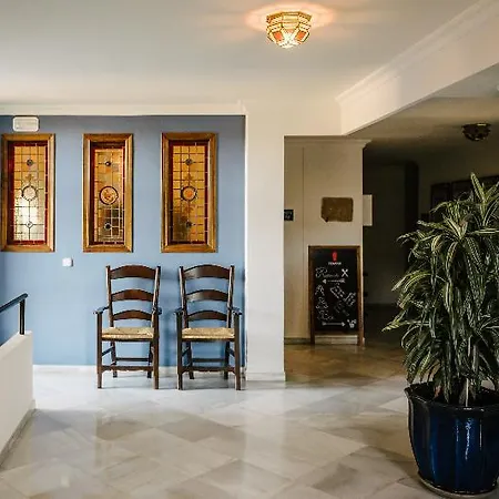 Hotel Castillo De Monda