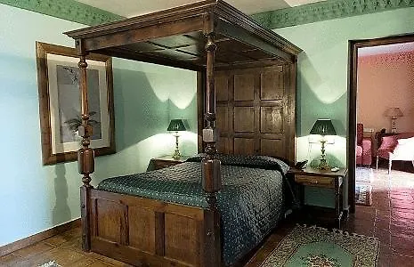 Hotel Castillo De Monda