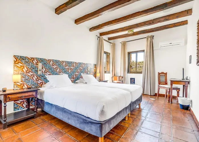 Hotel Castillo De 4*