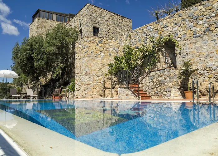 Castillo De Hotel Monda