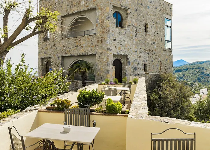 Castillo De 4*