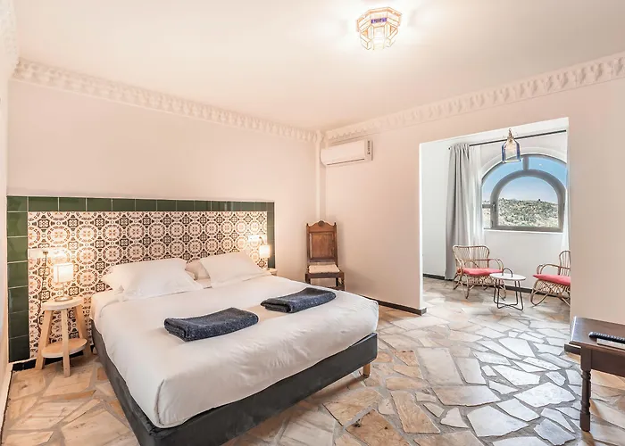 Castillo De Hotel Monda